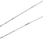 Particolare di maglia di dettaglio gancio di chiusura collana oro bianco con ciondolo perla e diamanti brand Yukiko