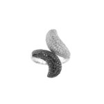 anello contrarie con diamanti frontale