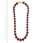 collana con corniola e oro foto paragone righello per misura lunghezza in cm
