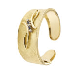 bracciale bangle in oro giallo con diamanti e zaffiri 2