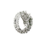 anello oro bianco contrarie con smeraldi e diamanti a forma di drago foto lato profilo