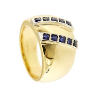 anello fascia bombata in oro giallo con due fili di zaffiri verticali lato